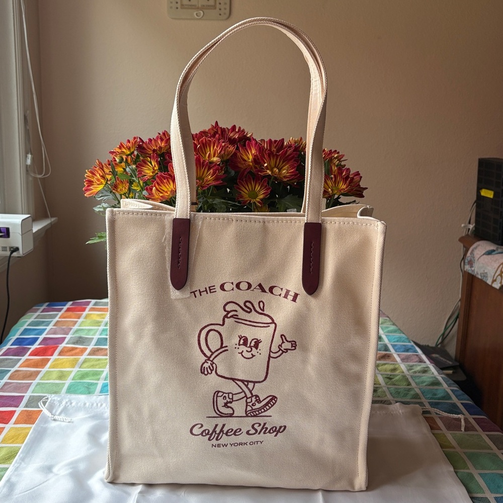 ☕️🍩☕️ THE COACH COFFEE SHOP TOTE ☕️🍩☕️ NWT ☕️🍩☕️ - Picture 1 of 16
